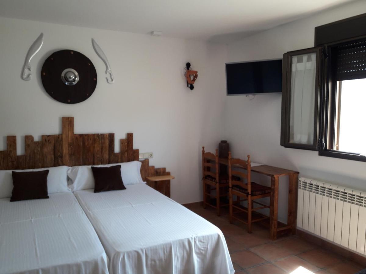 Hostal Casa Barcelo Horta de Sant Joan Buitenkant foto