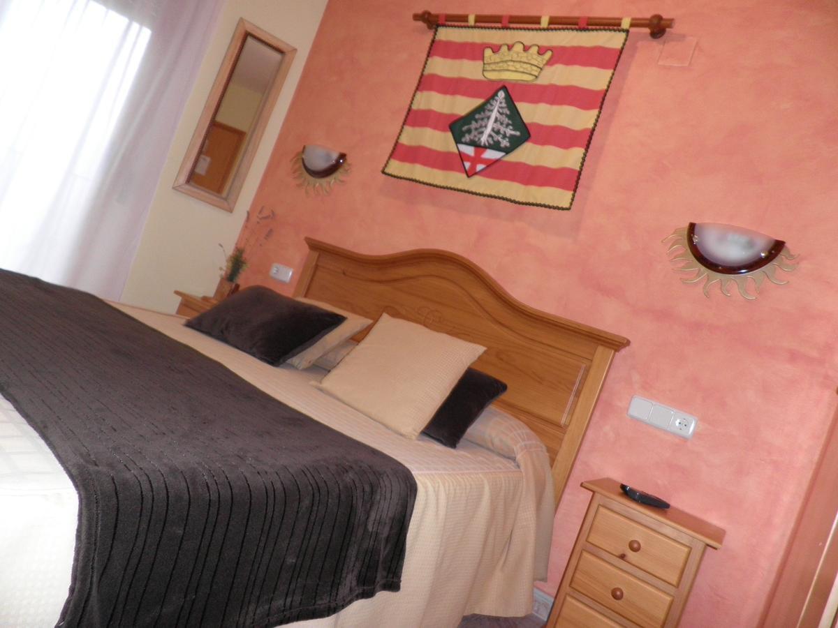 Hostal Casa Barcelo Horta de Sant Joan Buitenkant foto