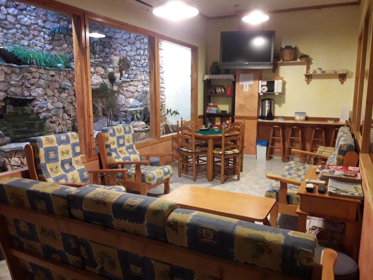Hostal Casa Barcelo Horta de Sant Joan Buitenkant foto